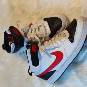 Nike Court Borough Mid 2